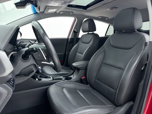 Used 2021 Hyundai Ioniq Limited image 20