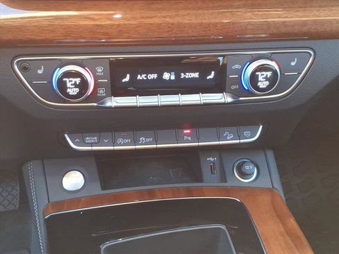 Used 2023 Audi Q5 2.0T Premium Plus image 21