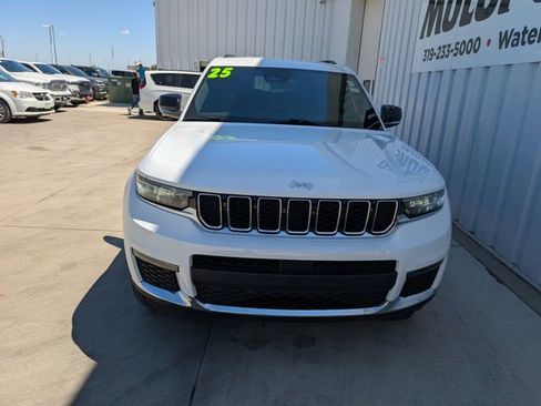 Used 2025 Jeep Grand Cherokee L Limited w/ Trailer Tow Package AWD/4WD image 34