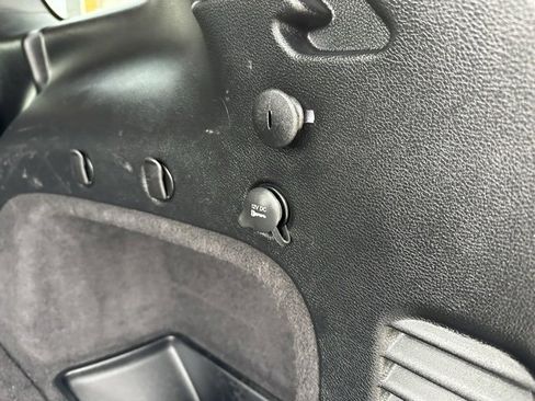 Used 2020 Jeep Grand Cherokee Laredo image 11