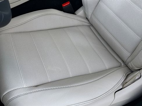 Certified 2026 Mercedes-Benz GLS 450 4MATIC image 25