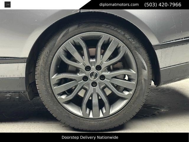 Used 2019 Land Rover Range Rover Supercharged AWD/4WD image 40