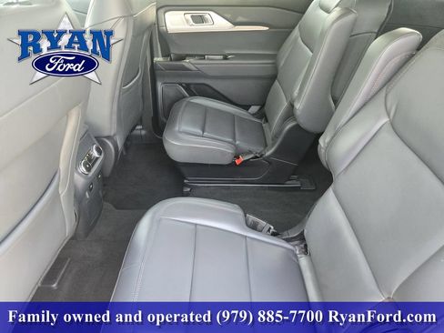 New 2026 Ford Explorer Active w/ Active Comfort Package RWD image 21
