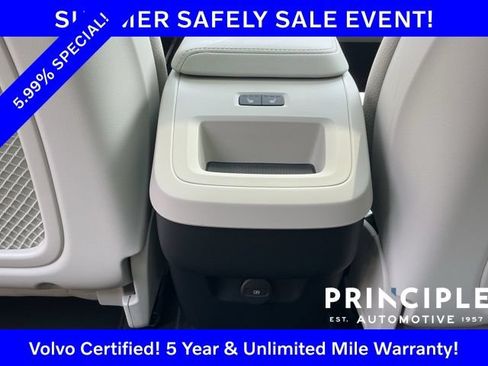Certified 2023 Volvo XC60 B5 Plus w/ Climate Package AWD/4WD image 36