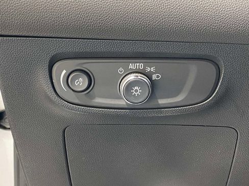 Used 2024 Buick Encore GX Preferred FWD image 19