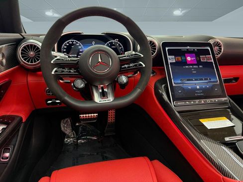New 2025 Mercedes-Benz SL 63 AMG 4MATIC image 28