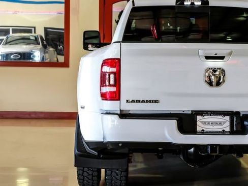 Used 2024 RAM 3500 Laramie w/ Towing Technology Group image 47
