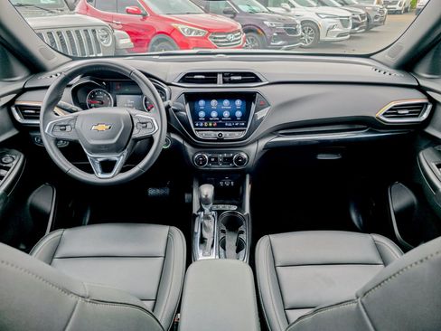 Used 2021 Chevrolet TrailBlazer ACTIV w/ Technology Package AWD/4WD image 29