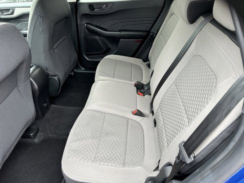 Used 2022 Ford Escape SE image 8