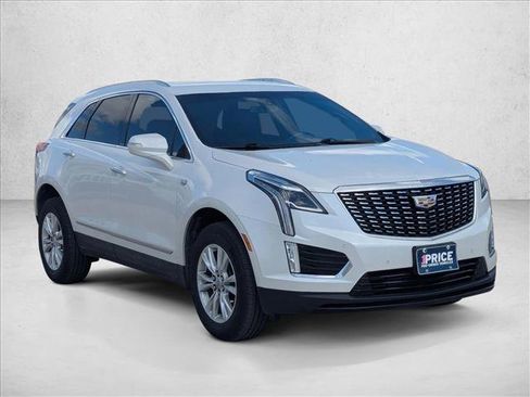 Used 2022 Cadillac XT5 Luxury FWD image 3