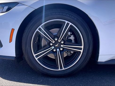Used 2024 Ford Mustang Premium RWD image 8