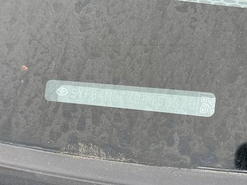 Certified 2024 Toyota Corolla LE FWD image 3