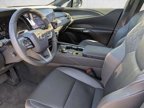 Used 2025 Lexus RX 350 Premium image 16