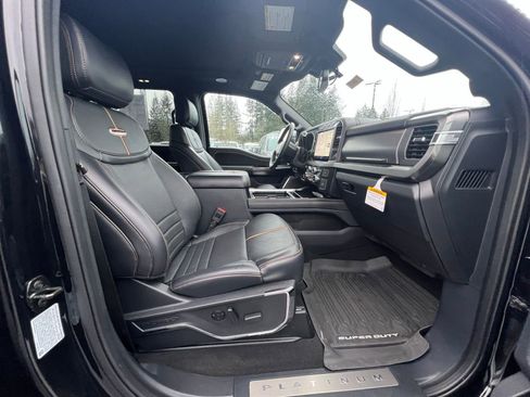 Used 2024 Ford F450 Platinum image 16