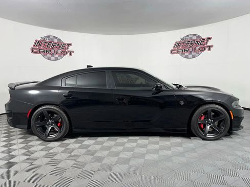 Used 2018 Dodge Charger SRT Hellcat RWD image 8