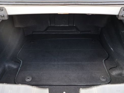 Used 2019 Chevrolet Camaro LT image 18