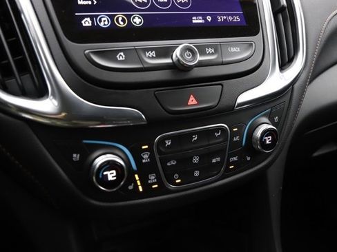 Used 2021 Chevrolet Equinox Premier image 27