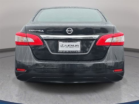 Used 2015 Nissan Sentra S image 6