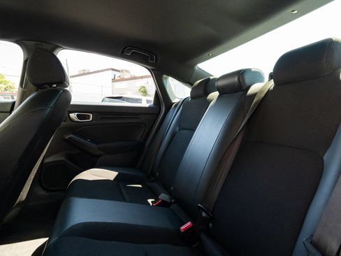 Used 2022 Honda Civic Sport image 19