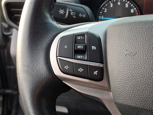 Certified 2022 Ford Explorer XLT w/ Class IV Trailer Tow Package image 22