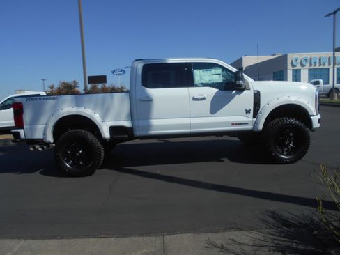 New 2025 Ford F250 XLT w/ Black Appearance Package image 35