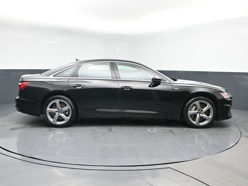 Used 2024 Audi A6 Premium Plus image 3