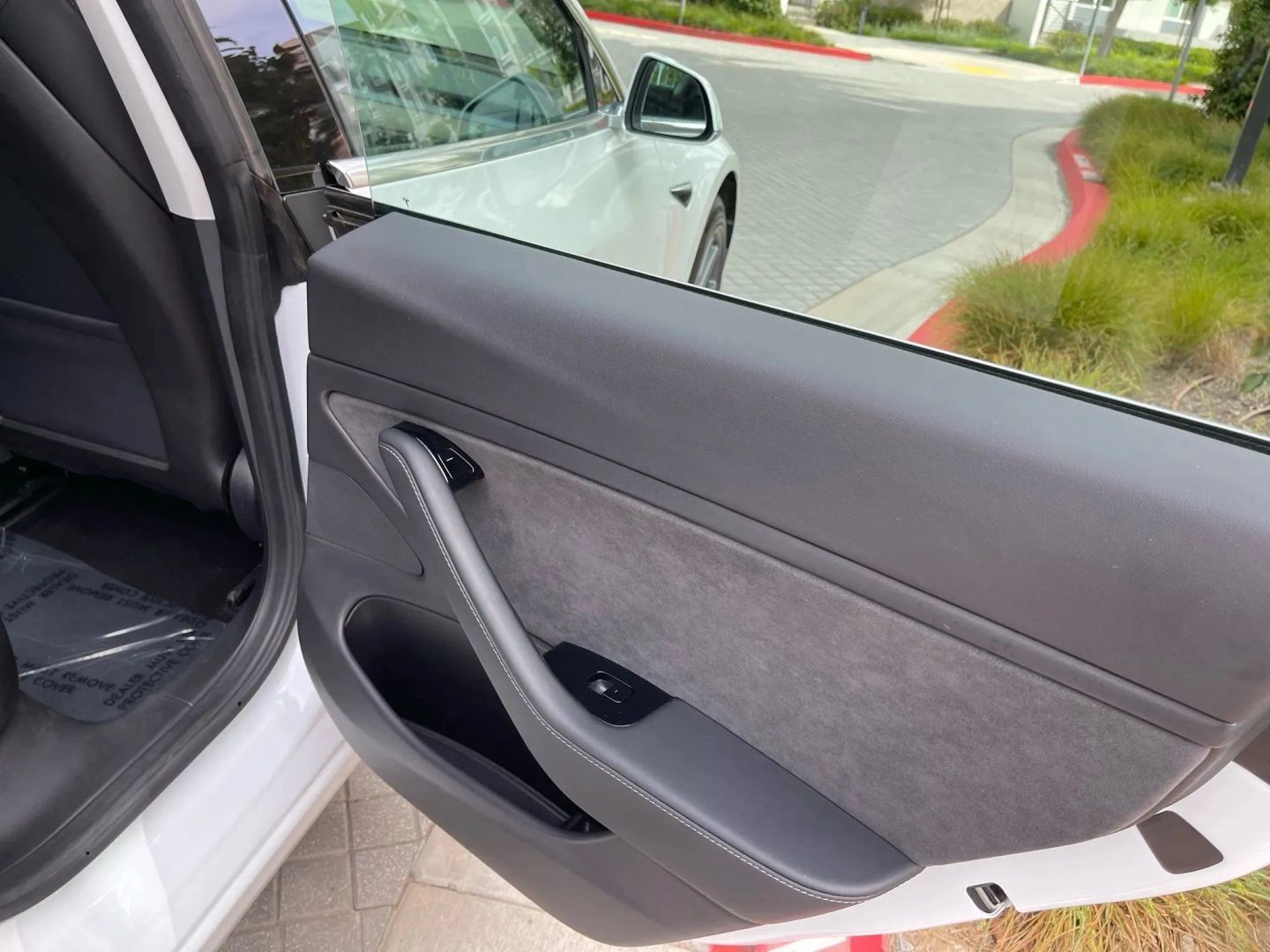 Used 2019 Tesla Model 3 Long Range AWD/4WD image 25