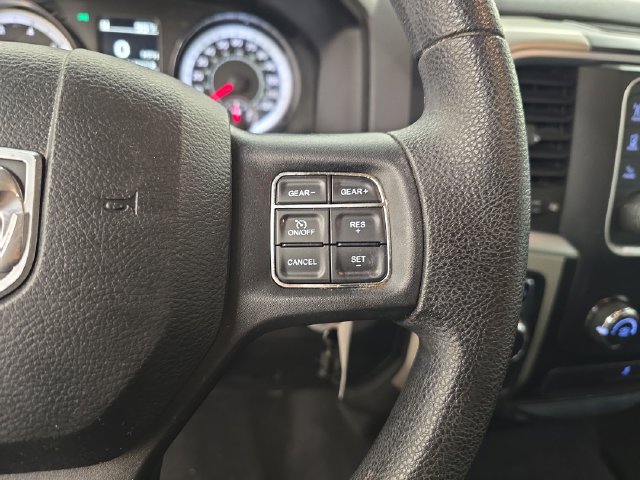 Used 2017 RAM 1500 Classic SLT RWD image 29