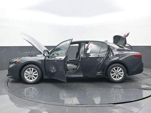 New 2026 Toyota Camry LE image 31