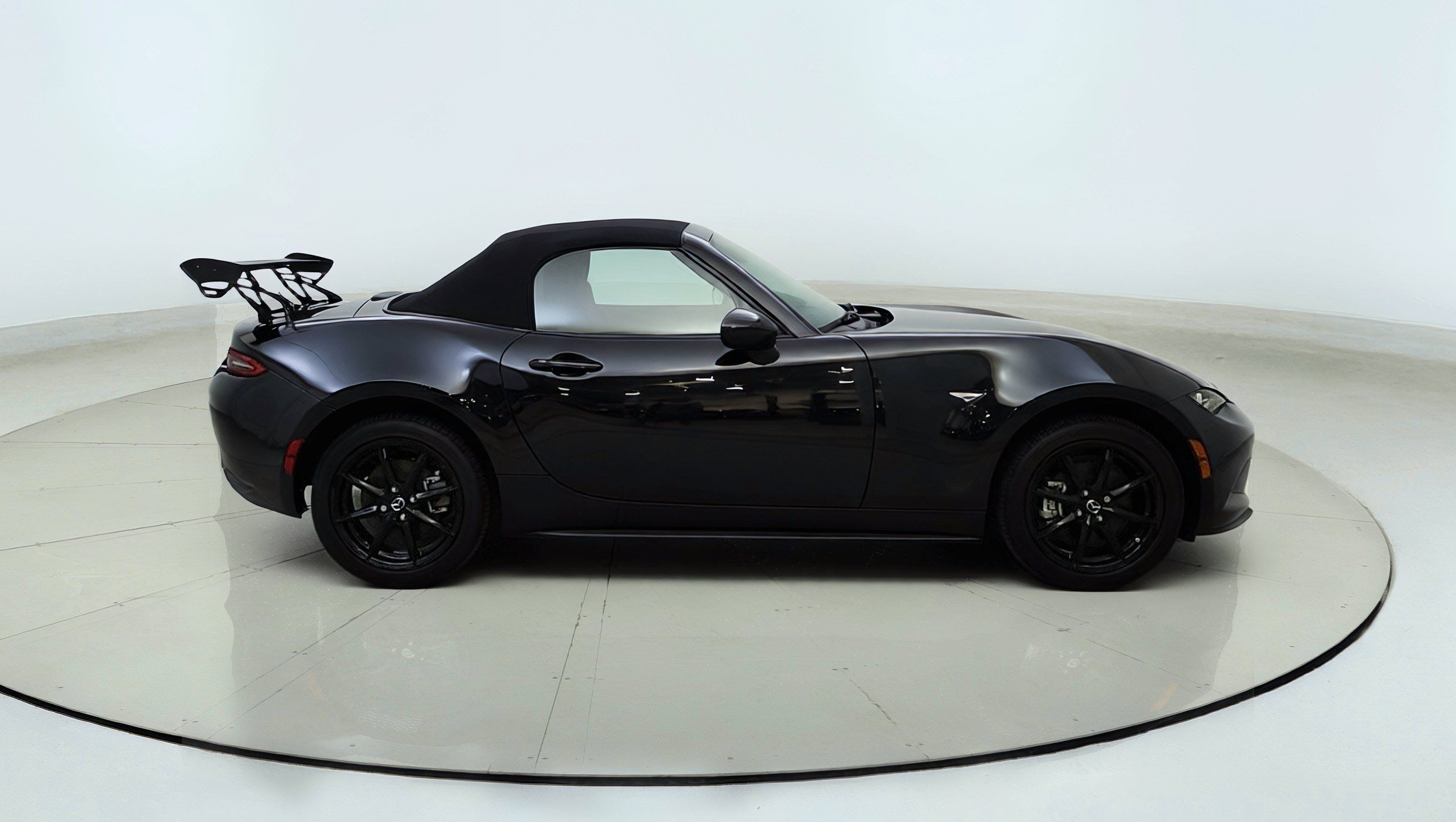 Used 2024 MAZDA MX-5 Miata Sport RWD image 8