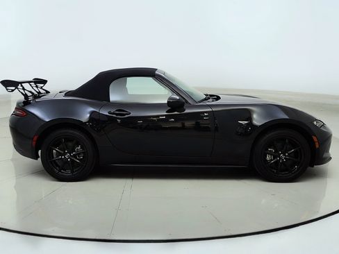 Used 2024 MAZDA MX-5 Miata Sport RWD image 8