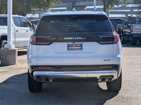 New 2026 GMC Acadia Denali w/ Super Cruise Package image 5