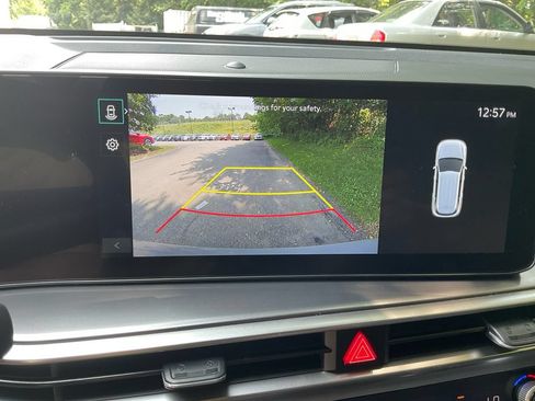 Certified 2026 Kia Sorento S w/ S Panoramic Sunroof Package AWD/4WD image 18