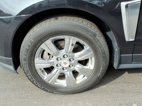 Used 2014 Cadillac SRX Luxury w/ Driver Awareness Package image 9