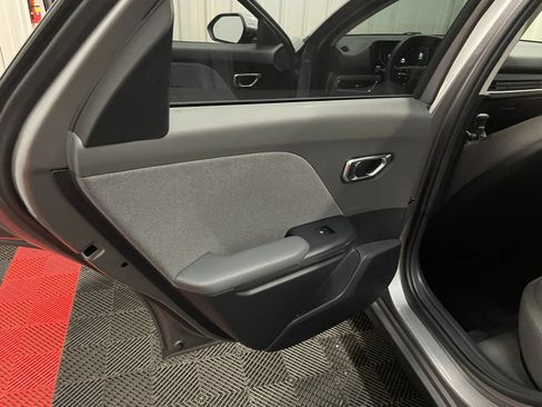 Used 2025 Kia K4 EX FWD image 37