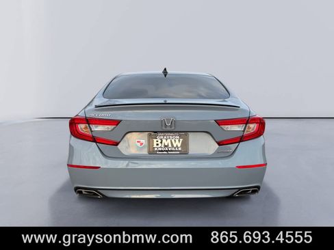 Used 2022 Honda Accord Sport image 4