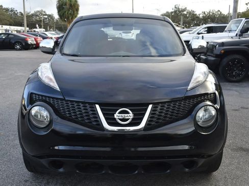 Used 2011 Nissan Juke S image 2