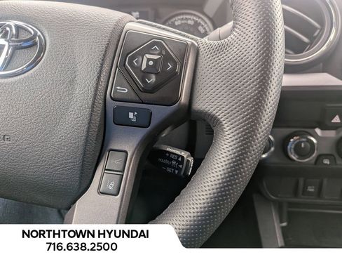 Used 2023 Toyota Tacoma TRD Off-Road image 24