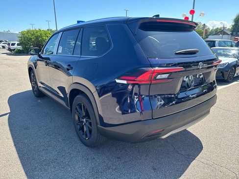 New 2026 Toyota Grand Highlander AWD image 5