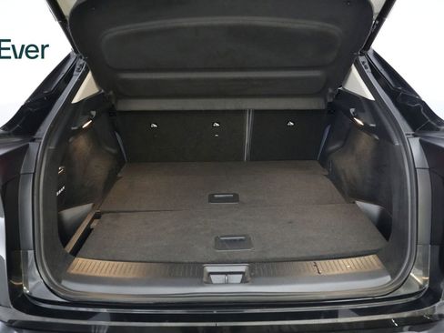 Used 2024 Nissan Ariya AWD image 8