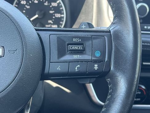 Used 2023 Nissan Rogue SV w/ SV Premium B Package FWD image 28