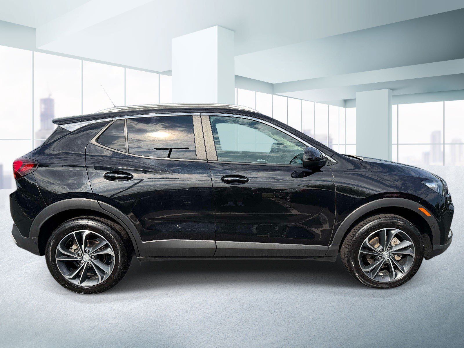 Used 2023 Buick Encore GX Select w/ Safety Package II AWD/4WD image 4