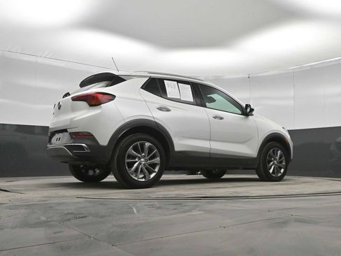 Used 2022 Buick Encore GX Essence w/ Experience Buick Package AWD/4WD image 38