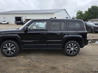 Used 2016 Jeep Patriot High Altitude image 1
