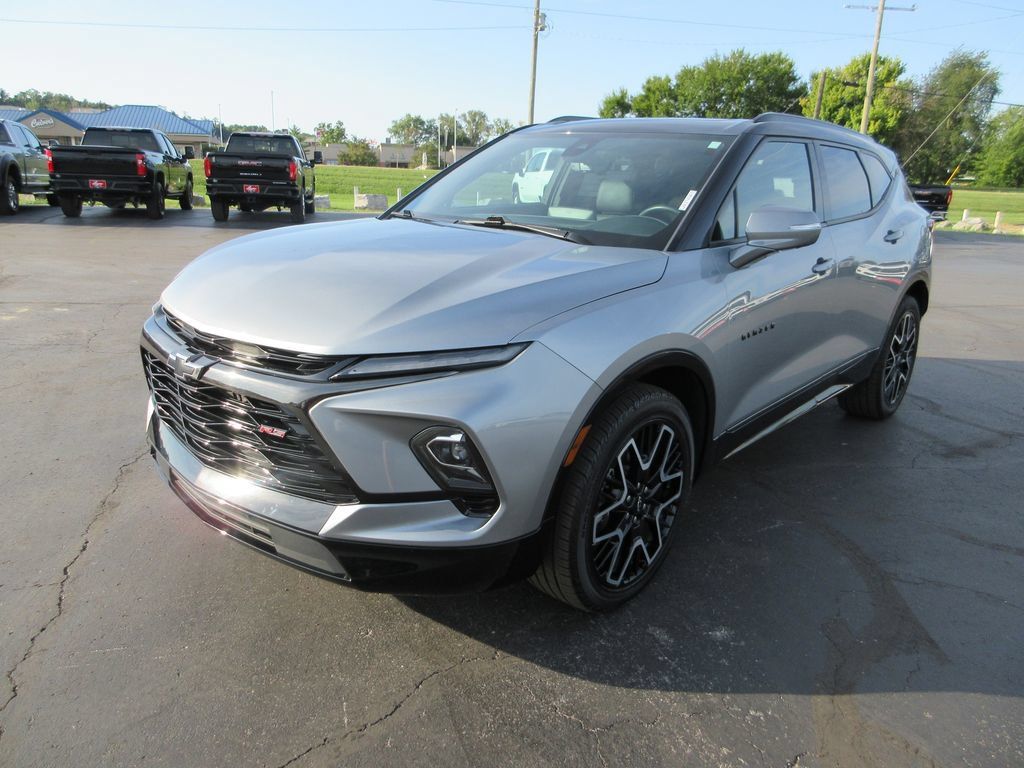 Certified 2023 Chevrolet Blazer RS w/ Driver Confidence II Package AWD/4WD image 11