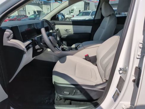 Certified 2025 Hyundai Tucson SEL image 13