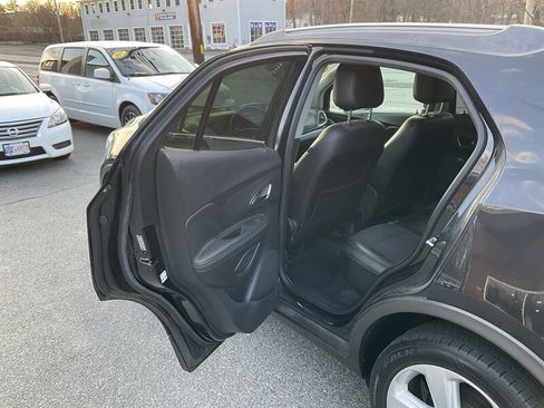 Used 2015 Buick Encore FWD image 12