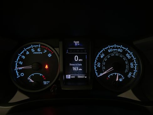 Used 2019 Toyota Tacoma TRD Sport image 13