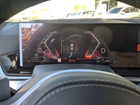 New 2026 BMW X5 xDrive40i w/ M Sport Package image 11