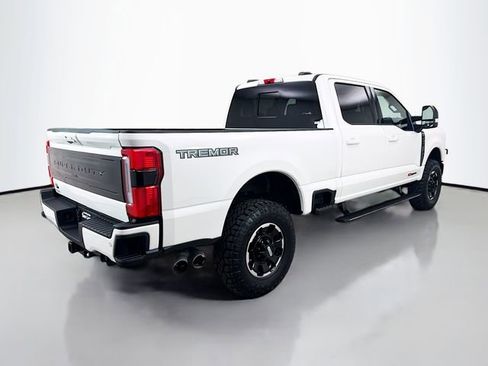 Used 2026 Ford F250 Platinum w/ Tremor Off-Road Package AWD/4WD image 7